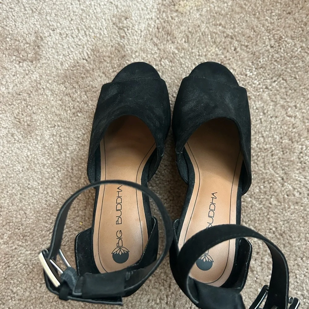 Big Buddha Black Wedge Sandals - Picture 4 of 5